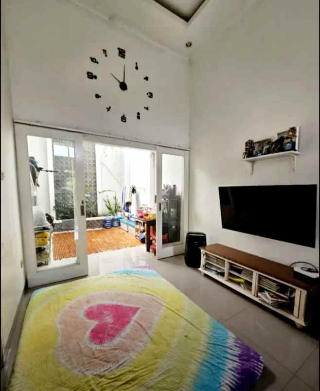 dijual rumah di daerah riung bandung lokasi strategis