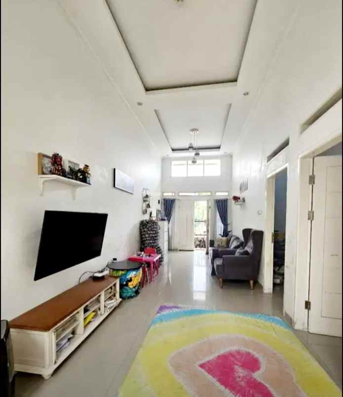 dijual rumah di daerah riung bandung lokasi strategis