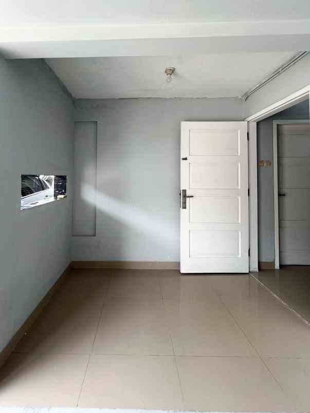 dijual rumah di gedongan colomadu karanganyar