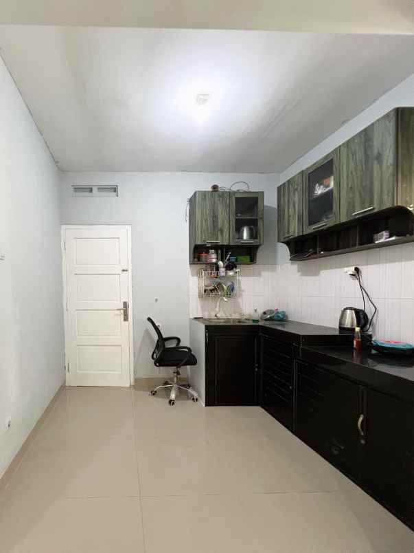 dijual rumah di gedongan colomadu karanganyar