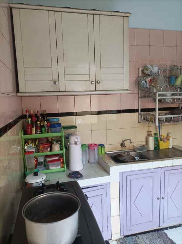 dijual rumah di sumber solo