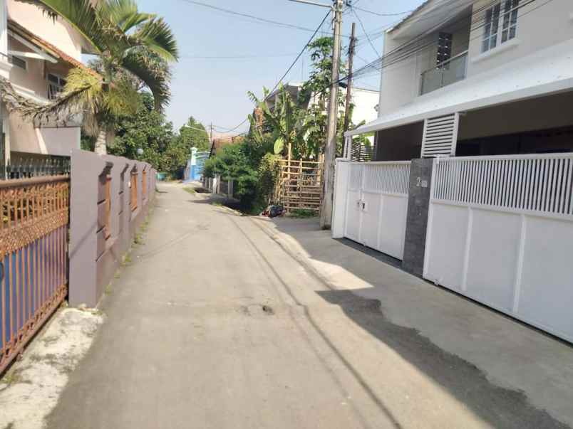 dijual rumah di tutwuri2 citereup