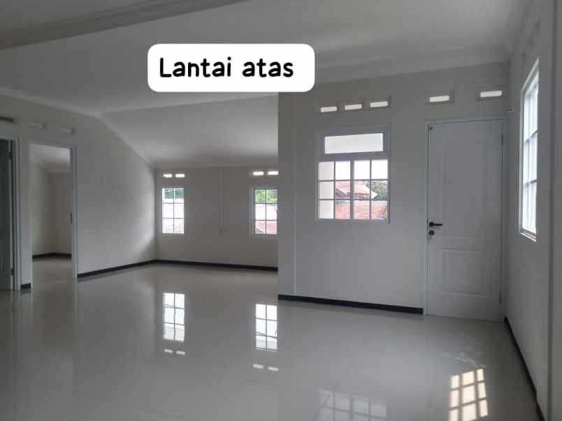 dijual rumah di tutwuri2 citereup