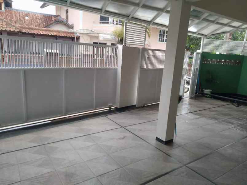 dijual rumah di tutwuri2 citereup