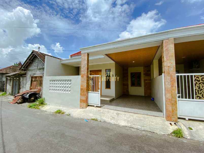 dijual rumah dongkelsari