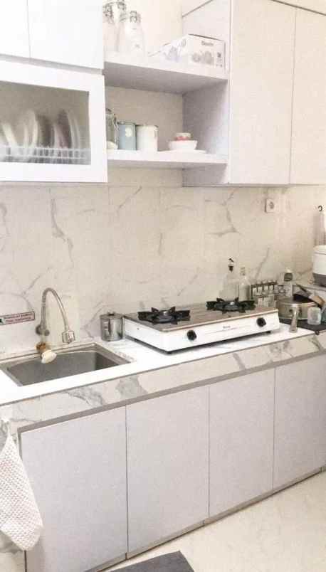 dijual rumah dukuh zamrud