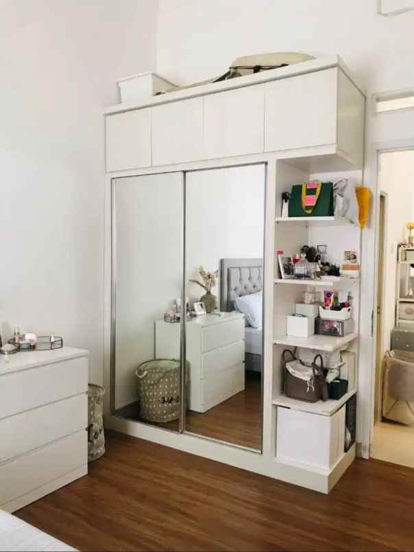 dijual rumah dukuh zamrud