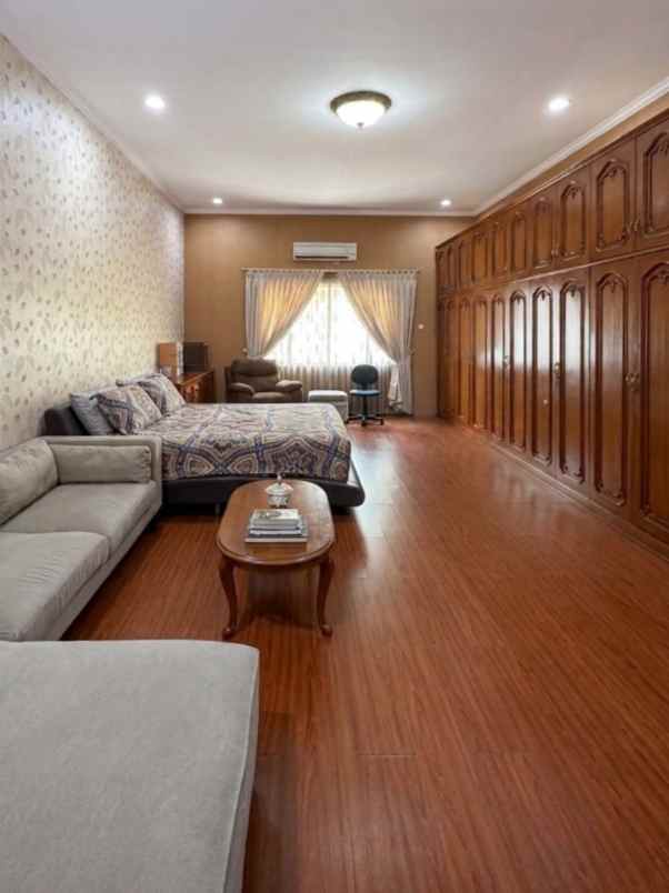 dijual rumah duren tiga pancoran