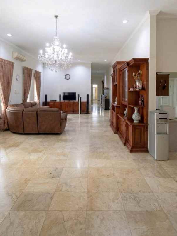 dijual rumah duren tiga pancoran