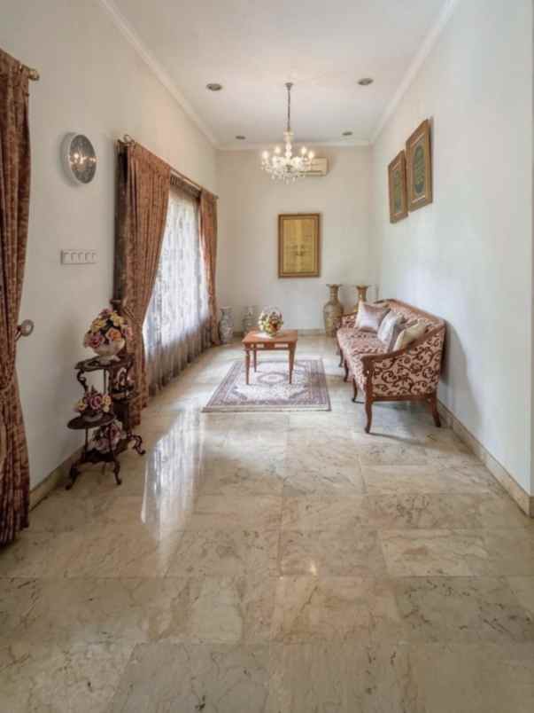 dijual rumah duren tiga pancoran