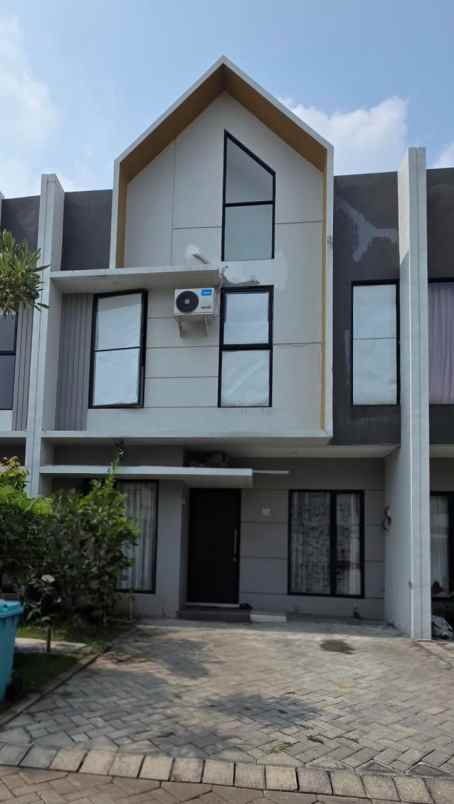 dijual rumah eastern park