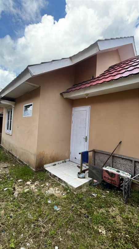 dijual rumah flamboyan regency