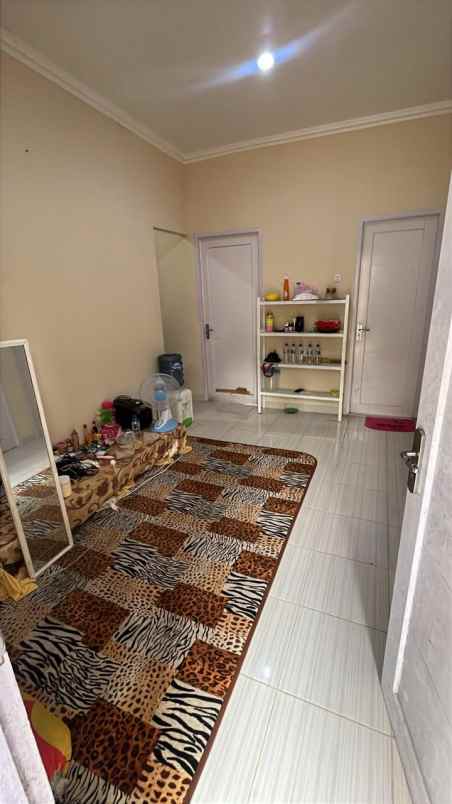 dijual rumah flamboyan regency