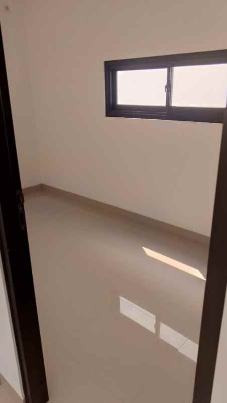 dijual rumah gayung kebonsari