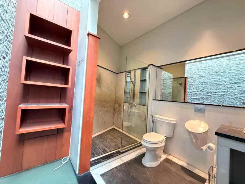 dijual rumah gondangdia menteng jakarta
