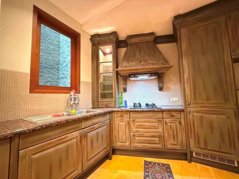 dijual rumah gondangdia menteng jakarta