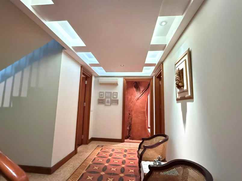dijual rumah gondangdia menteng jakarta