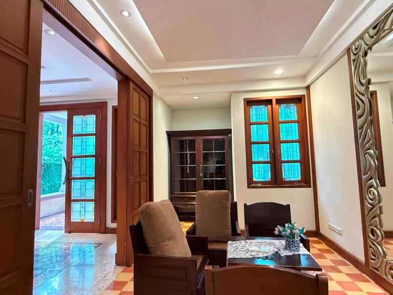 dijual rumah gondangdia menteng jakarta