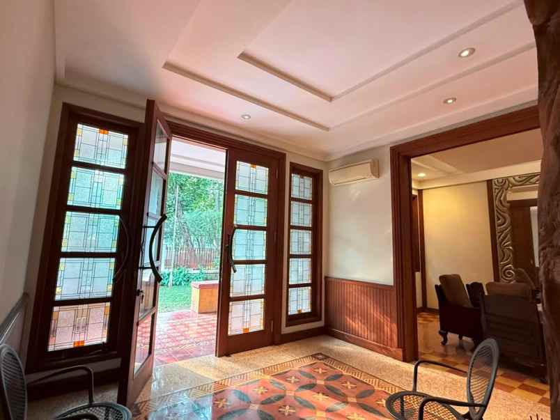 dijual rumah gondangdia menteng jakarta