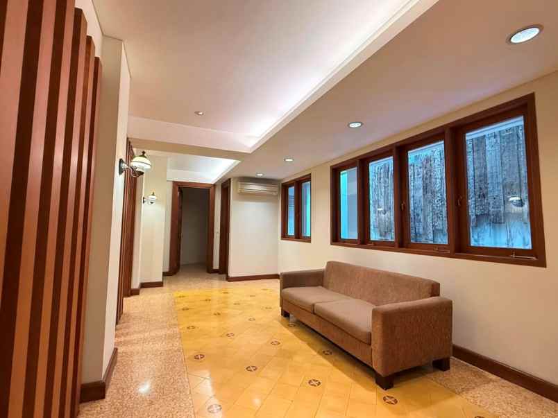 dijual rumah gondangdia menteng jakarta