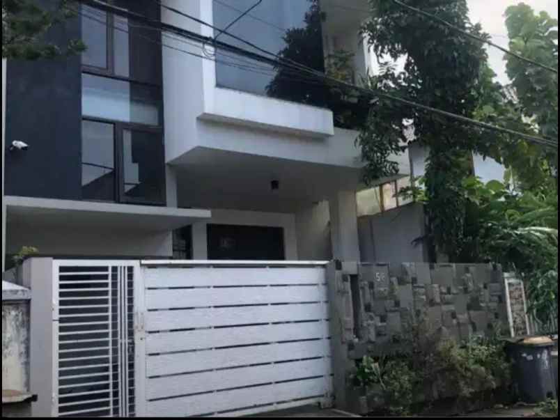 dijual rumah grand galaxy bekasi