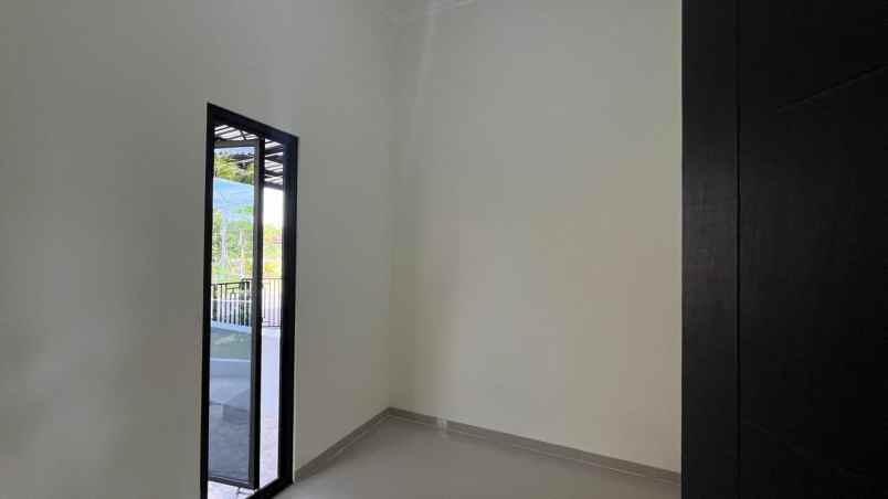 dijual rumah grand sedati