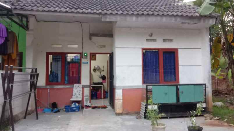 dijual rumah griya utami cibening blok