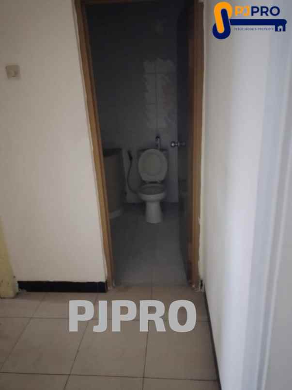 dijual rumah harapan indah