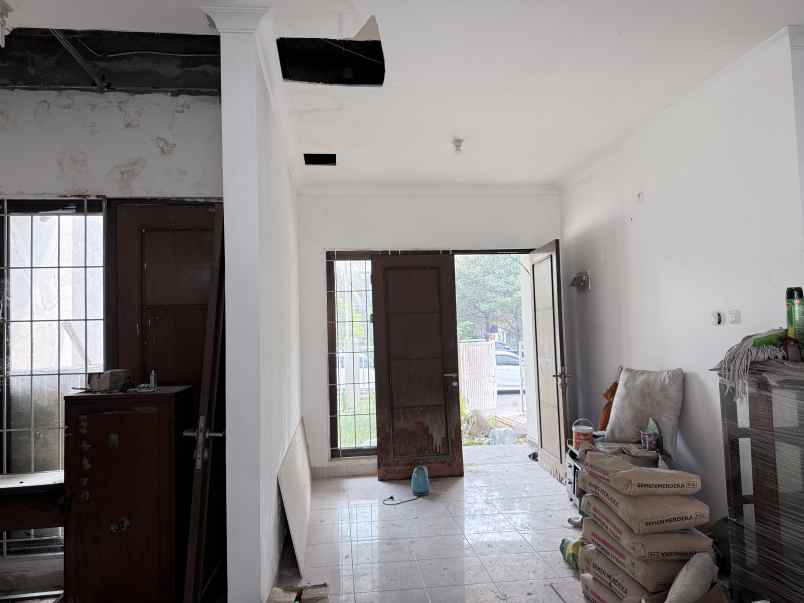 dijual rumah harapan indah