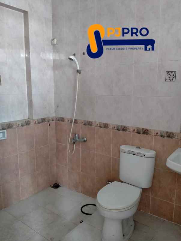dijual rumah harapan indah cluster