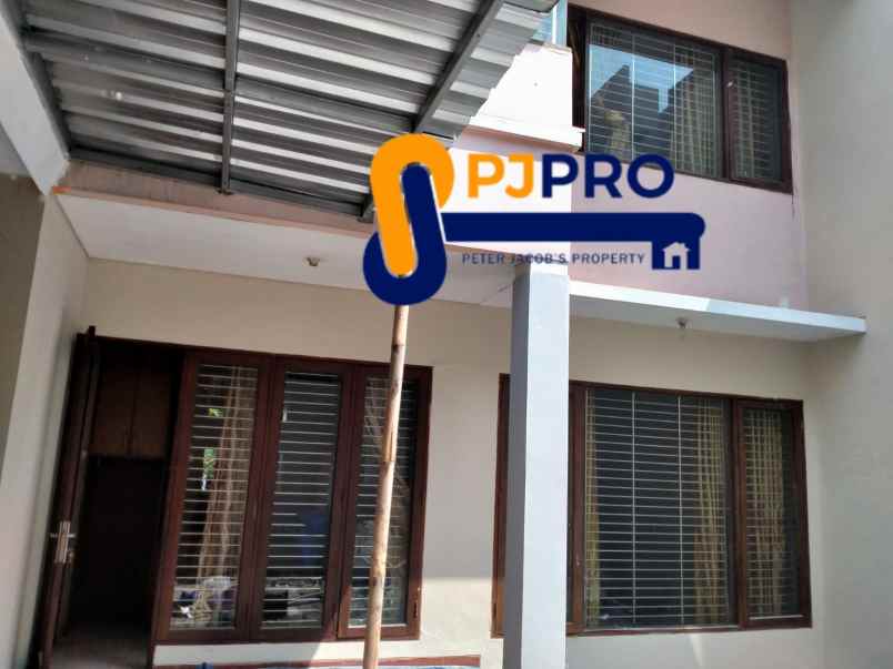 dijual rumah harapan indah cluster