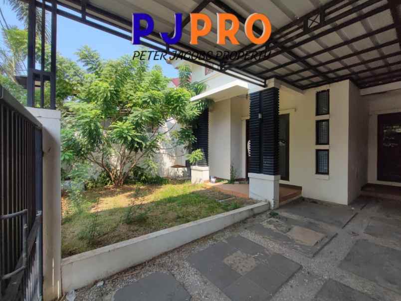 dijual rumah harapan indah cluster aralia