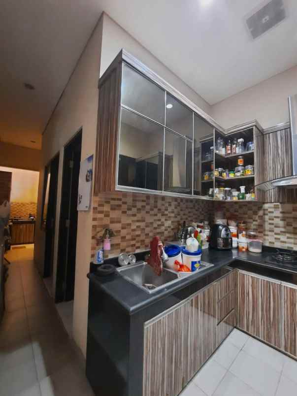 dijual rumah harapan indah cluster asia