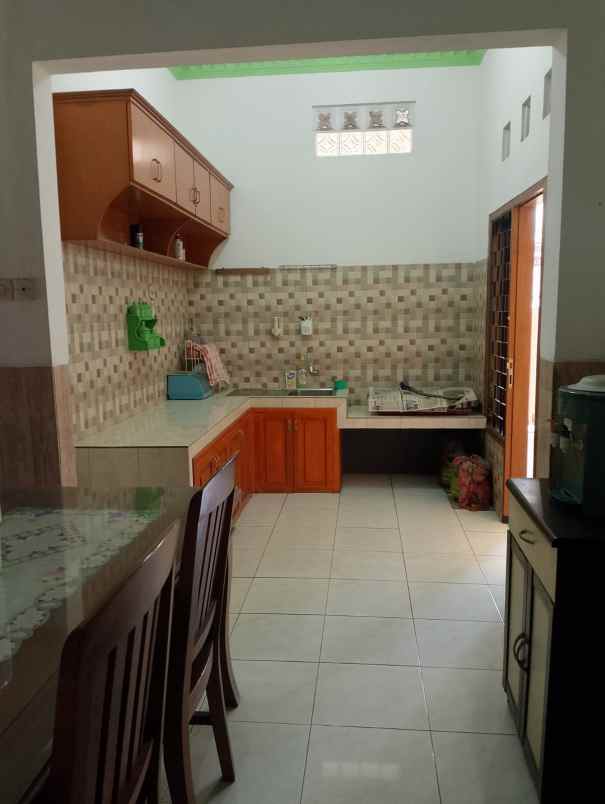 dijual rumah hook lokasi blimbing kota malang