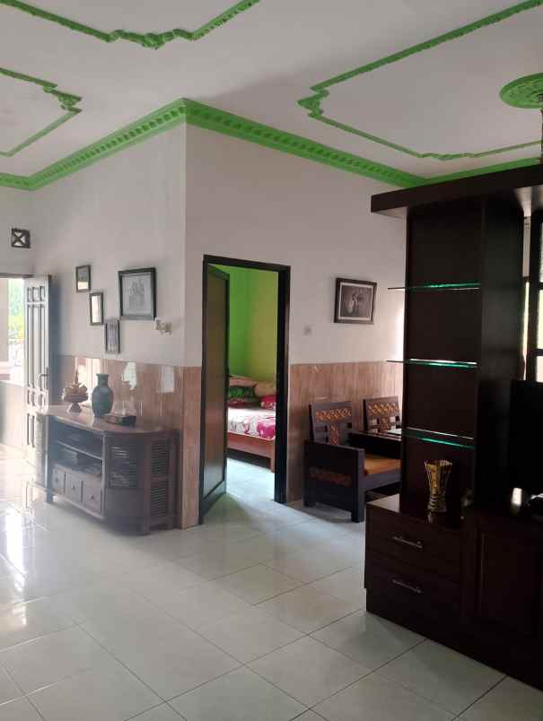dijual rumah hook lokasi blimbing kota malang