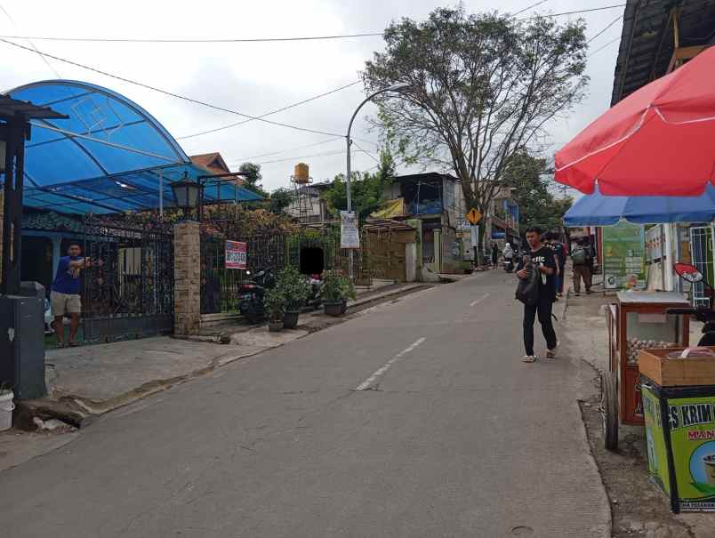 dijual rumah jalan ciawitali