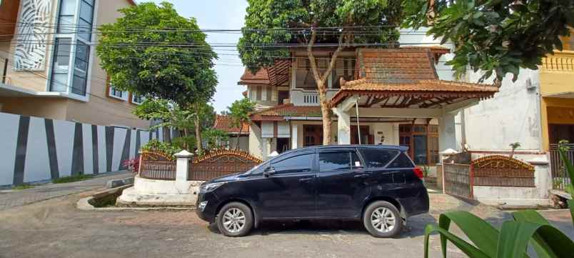 dijual rumah jalan danau limboto
