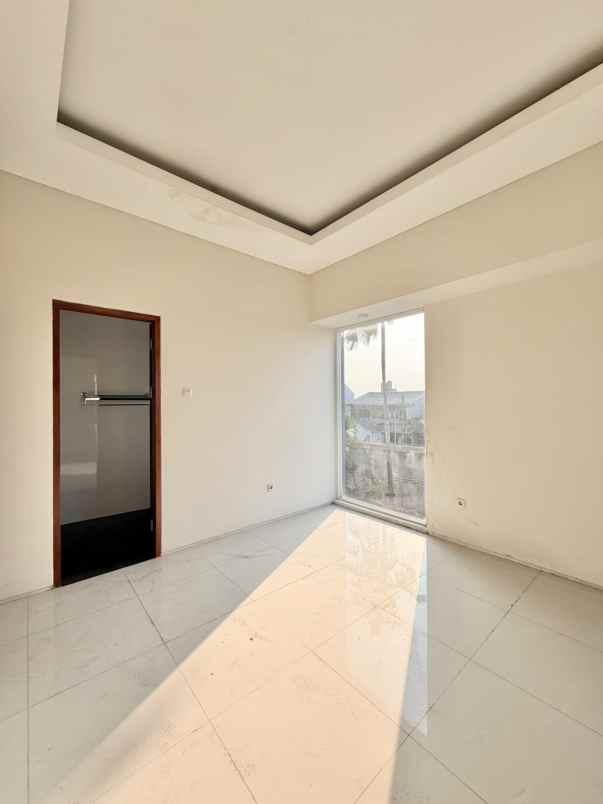 dijual rumah jalan inpres viii larangan