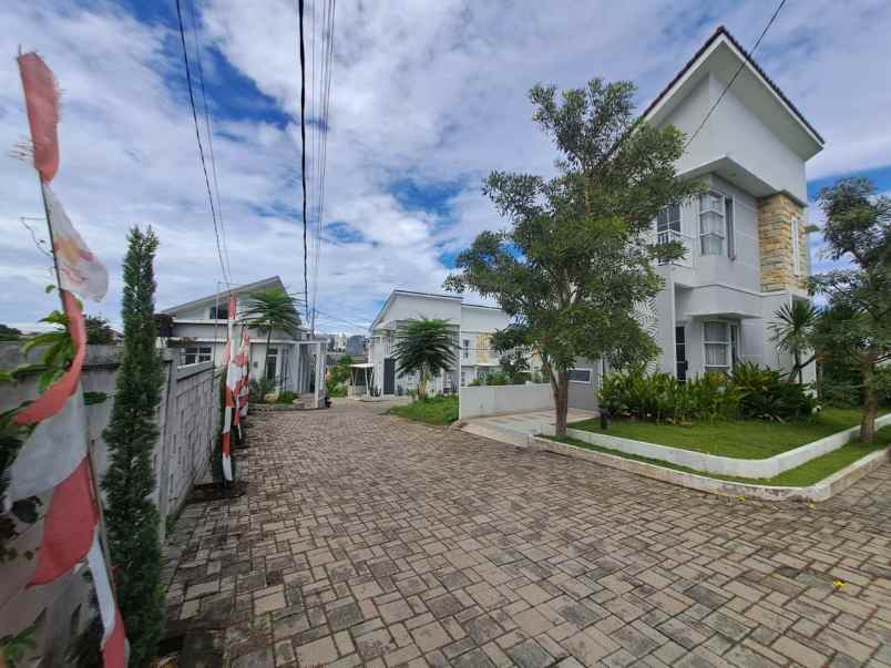 dijual rumah jalan kramat asem no 36b
