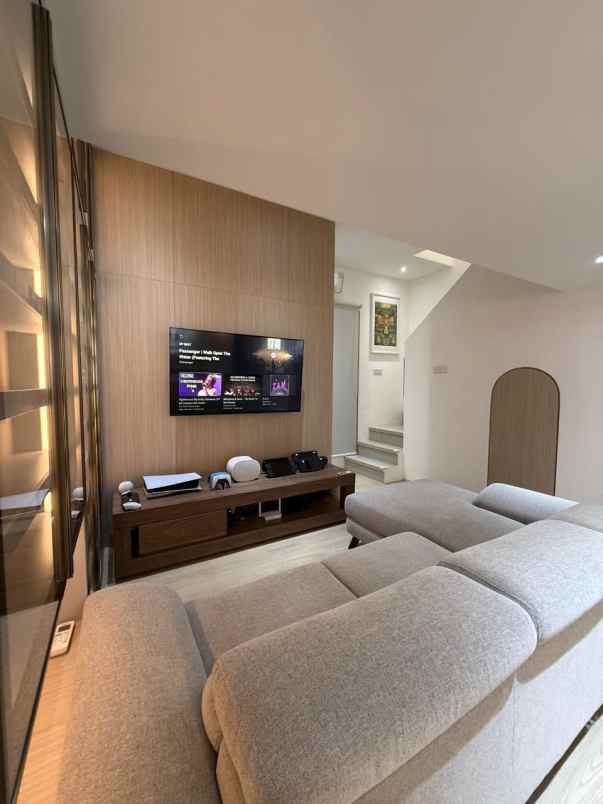 dijual rumah jalan northwest central