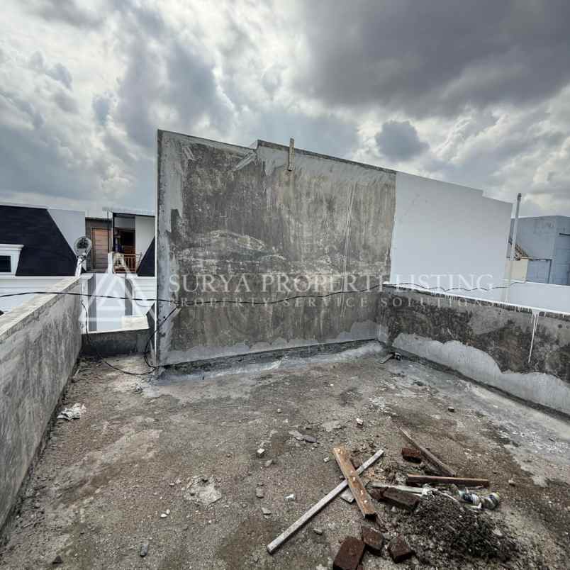 dijual rumah jalan setia baru komplek
