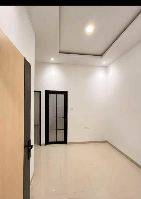 dijual rumah jaln nusa indah gang