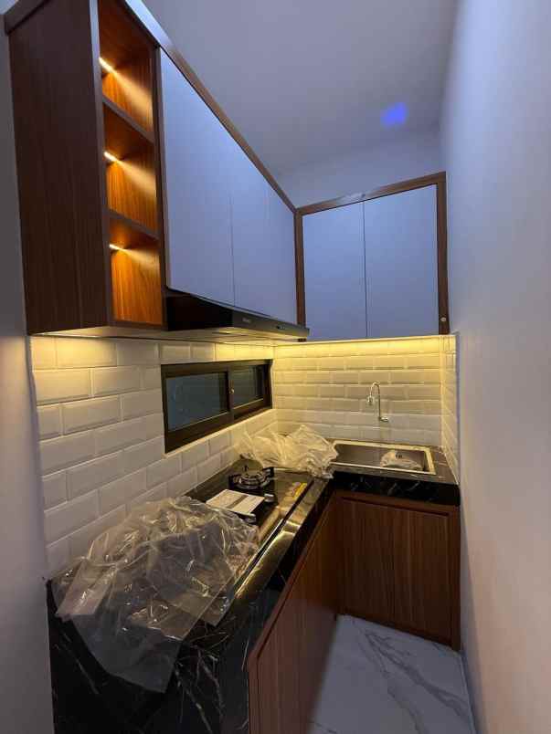 dijual rumah jatinegara kaum rawamangun