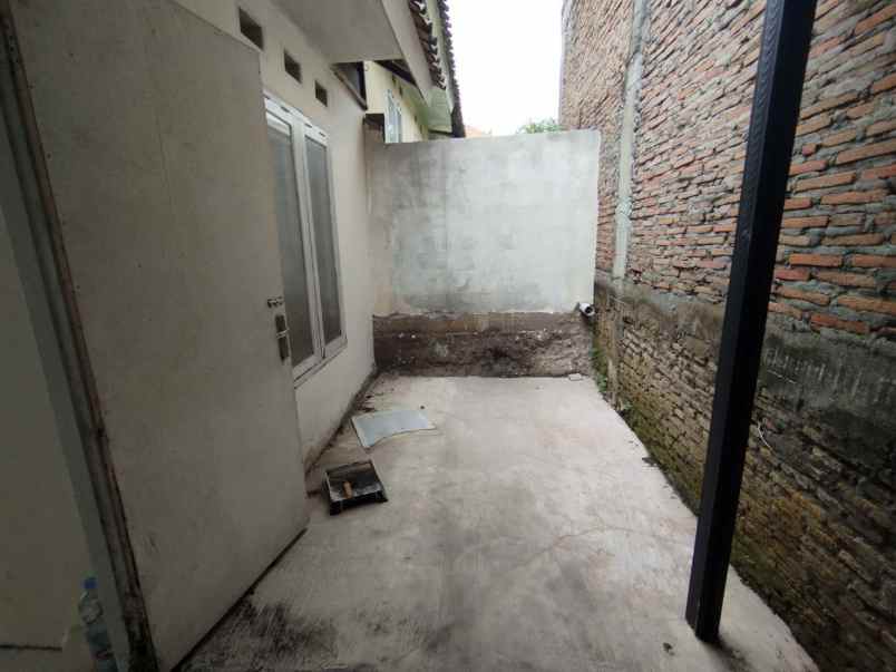 dijual rumah jeruksawit gondangrejo