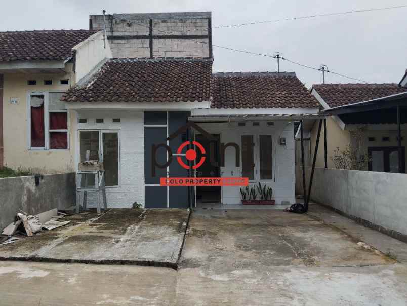 dijual rumah jeruksawit gondangrejo