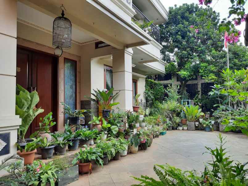 dijual rumah jl cinere raya
