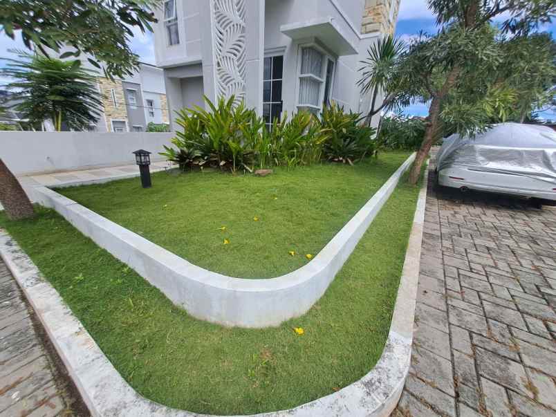 dijual rumah jl kramat asem no 36b