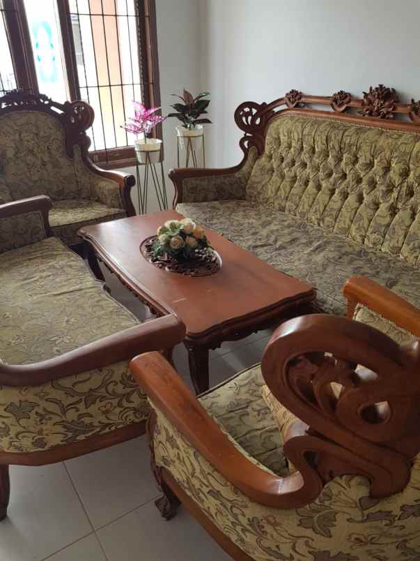 dijual rumah jl melur