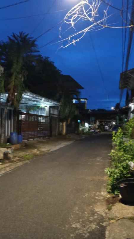 dijual rumah jl mesjid