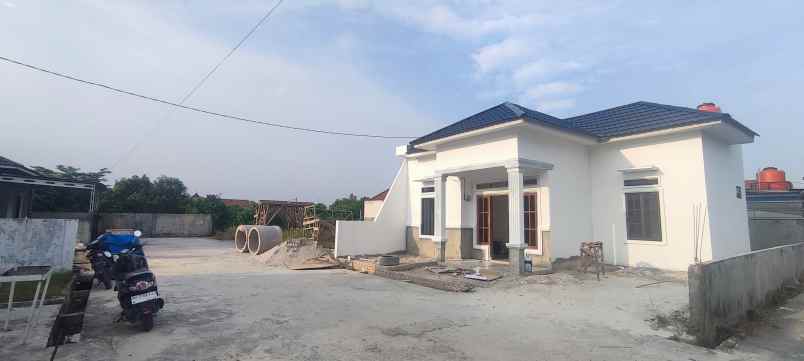 dijual rumah jl purwodadi